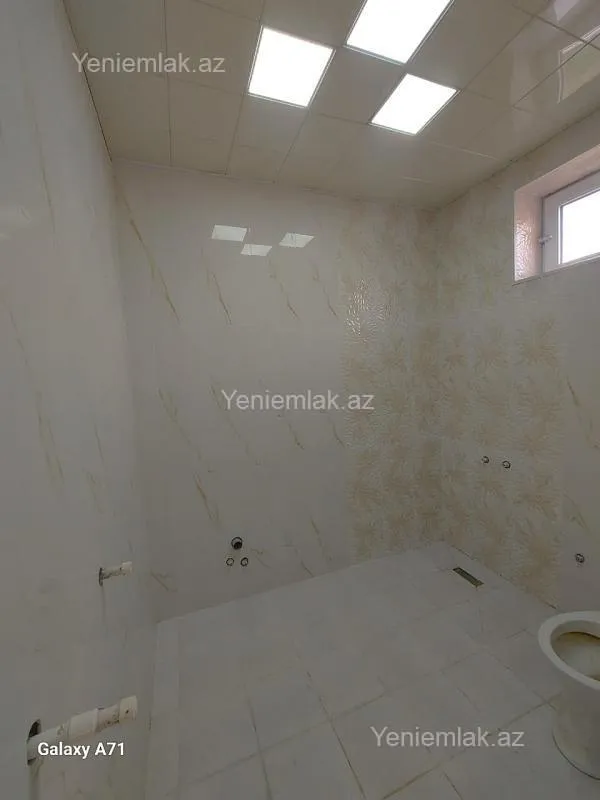 Satılır 4 otaqlı həyət evi 140 m²