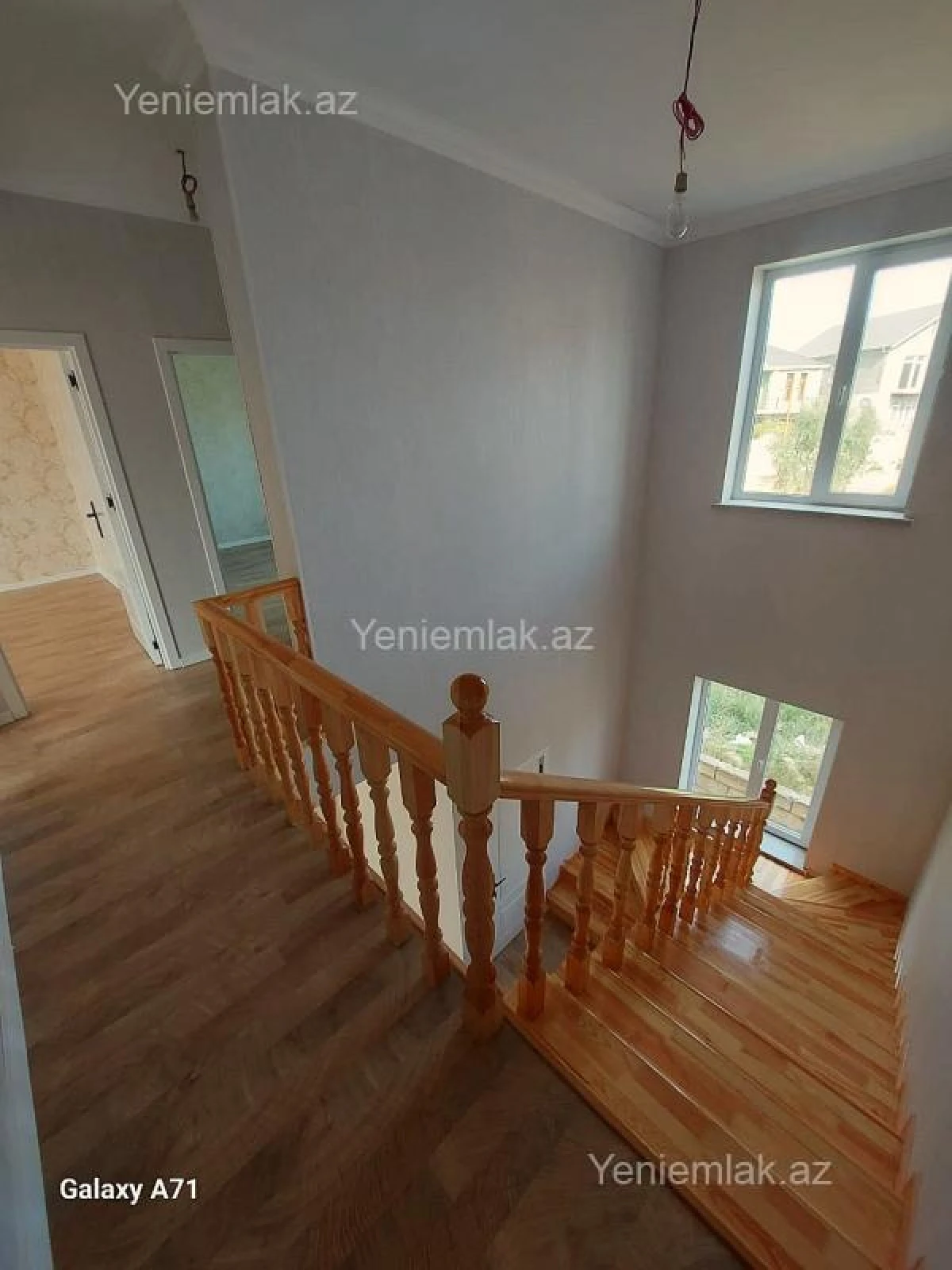 Satılır 4 otaqlı həyət evi 140 m²
