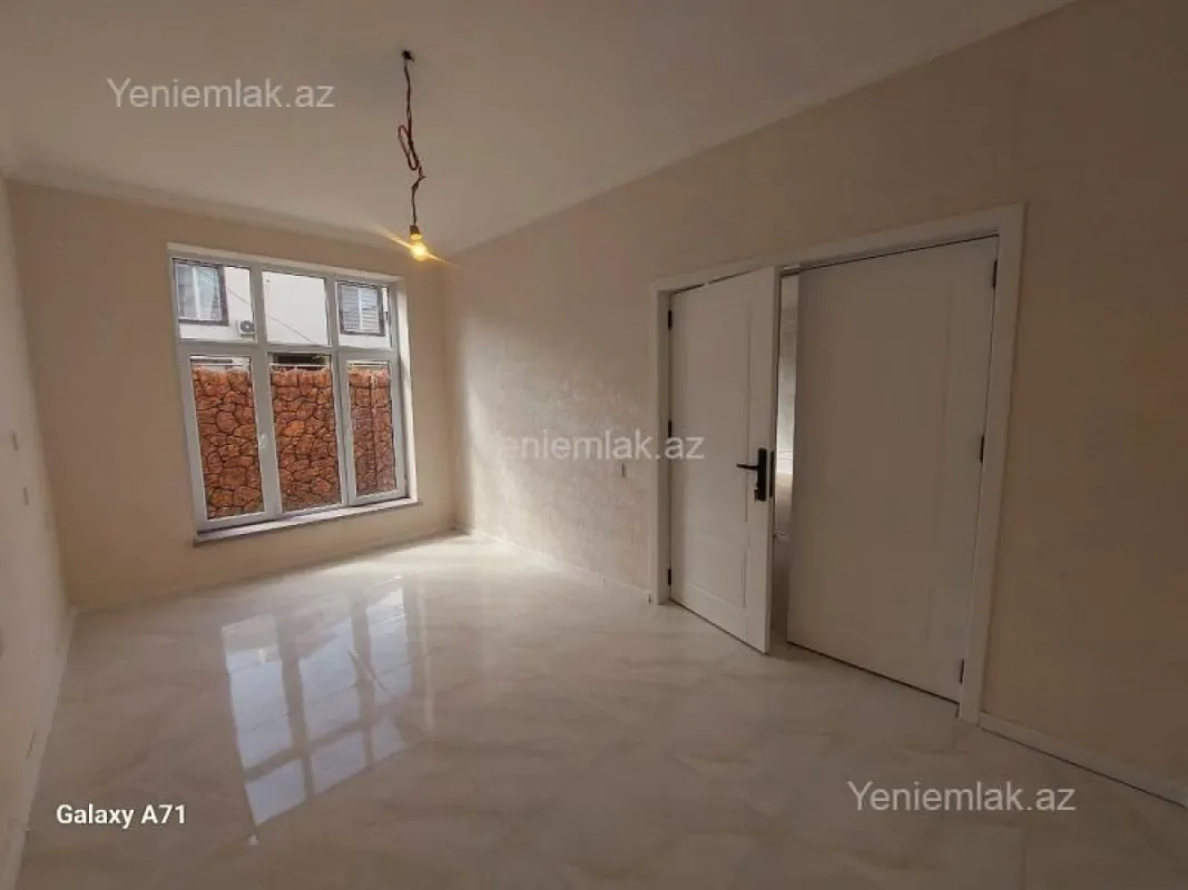 Satılır 4 otaqlı həyət evi 140 m²