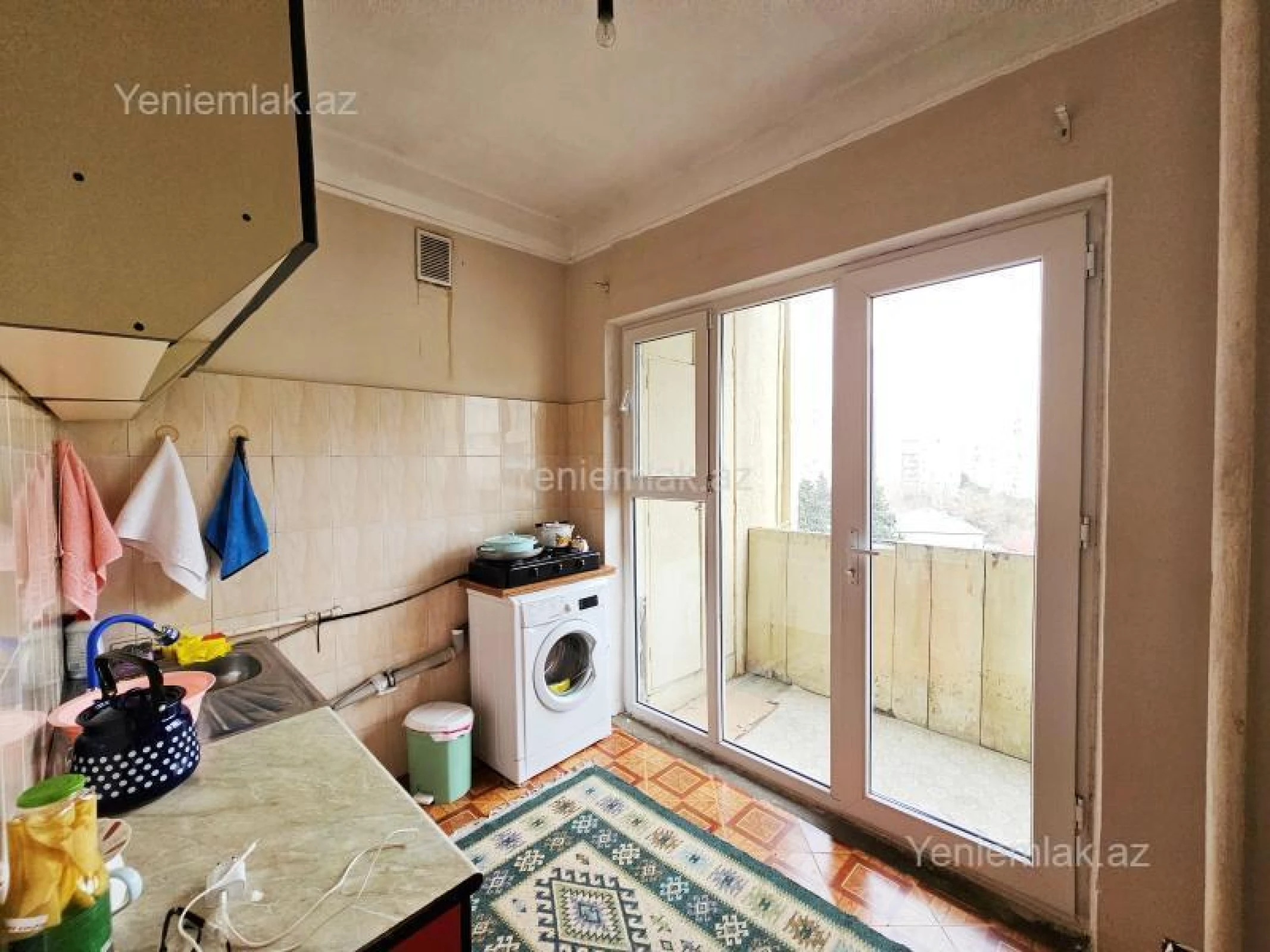 Satılır 4 otaqlı köhnə tikili 110 m²