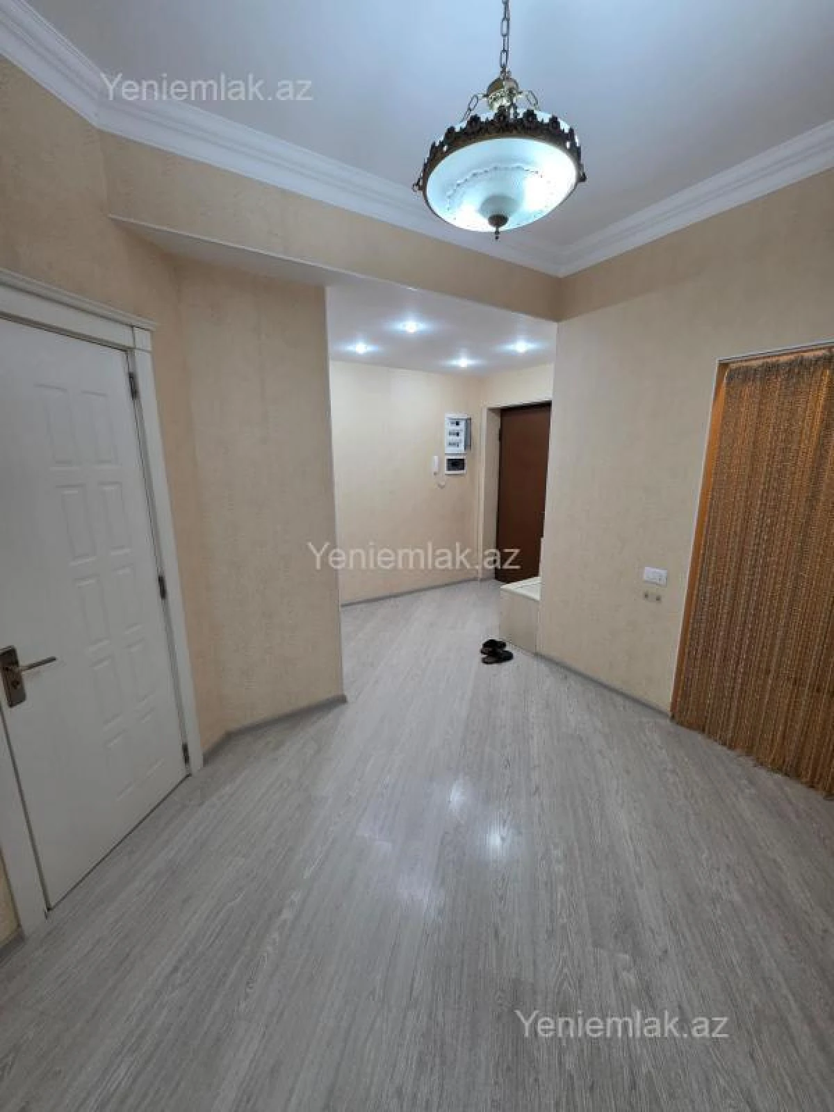 Satılır 3 otaqlı yeni tikili 136 m²