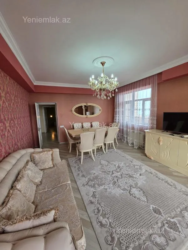 Satılır 3 otaqlı yeni tikili 136 m²