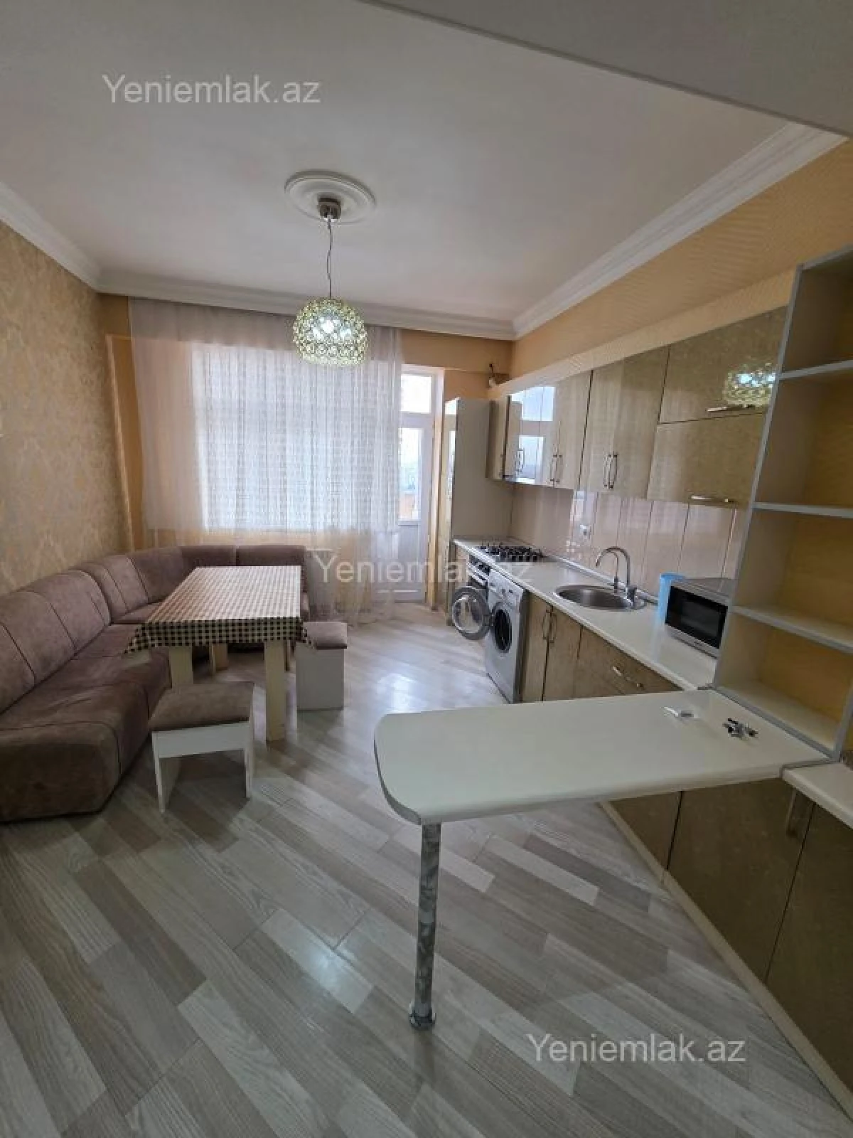Satılır 3 otaqlı yeni tikili 136 m²