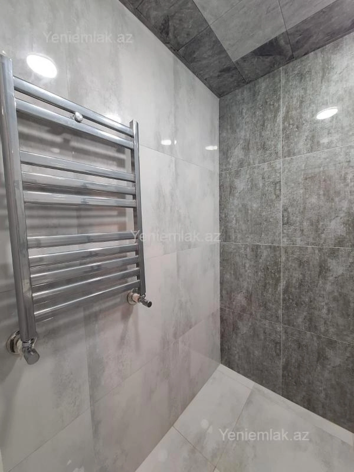 Satılır 3 otaqlı köhnə tikili 69 m²