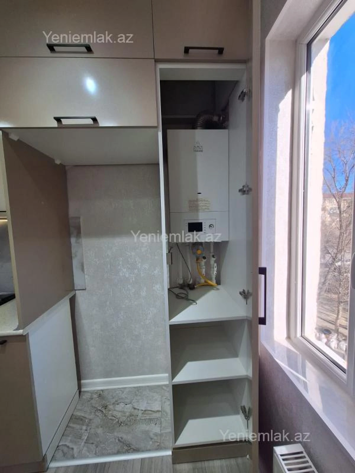 Satılır 3 otaqlı köhnə tikili 69 m²