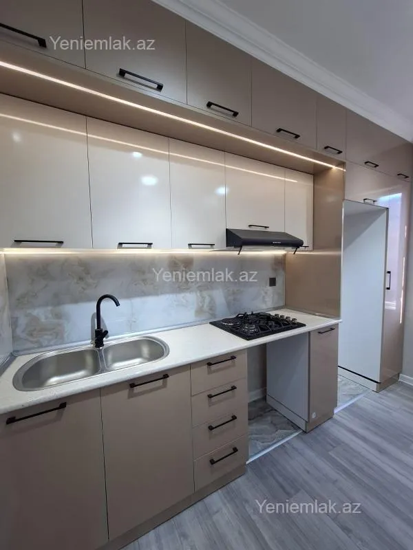 Satılır 3 otaqlı köhnə tikili 69 m²