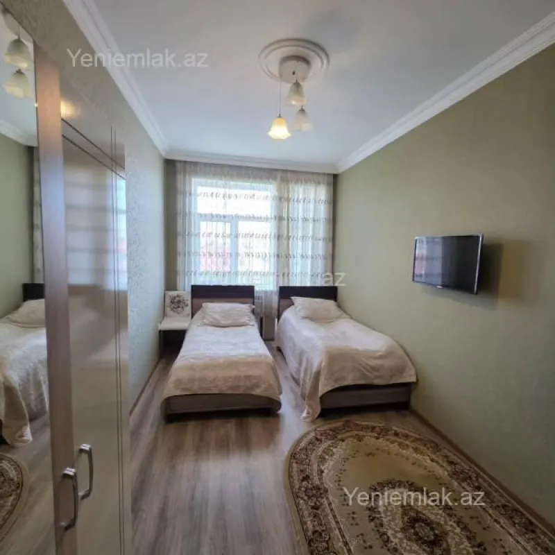 Satılır 3 otaqlı yeni tikili 105 m²