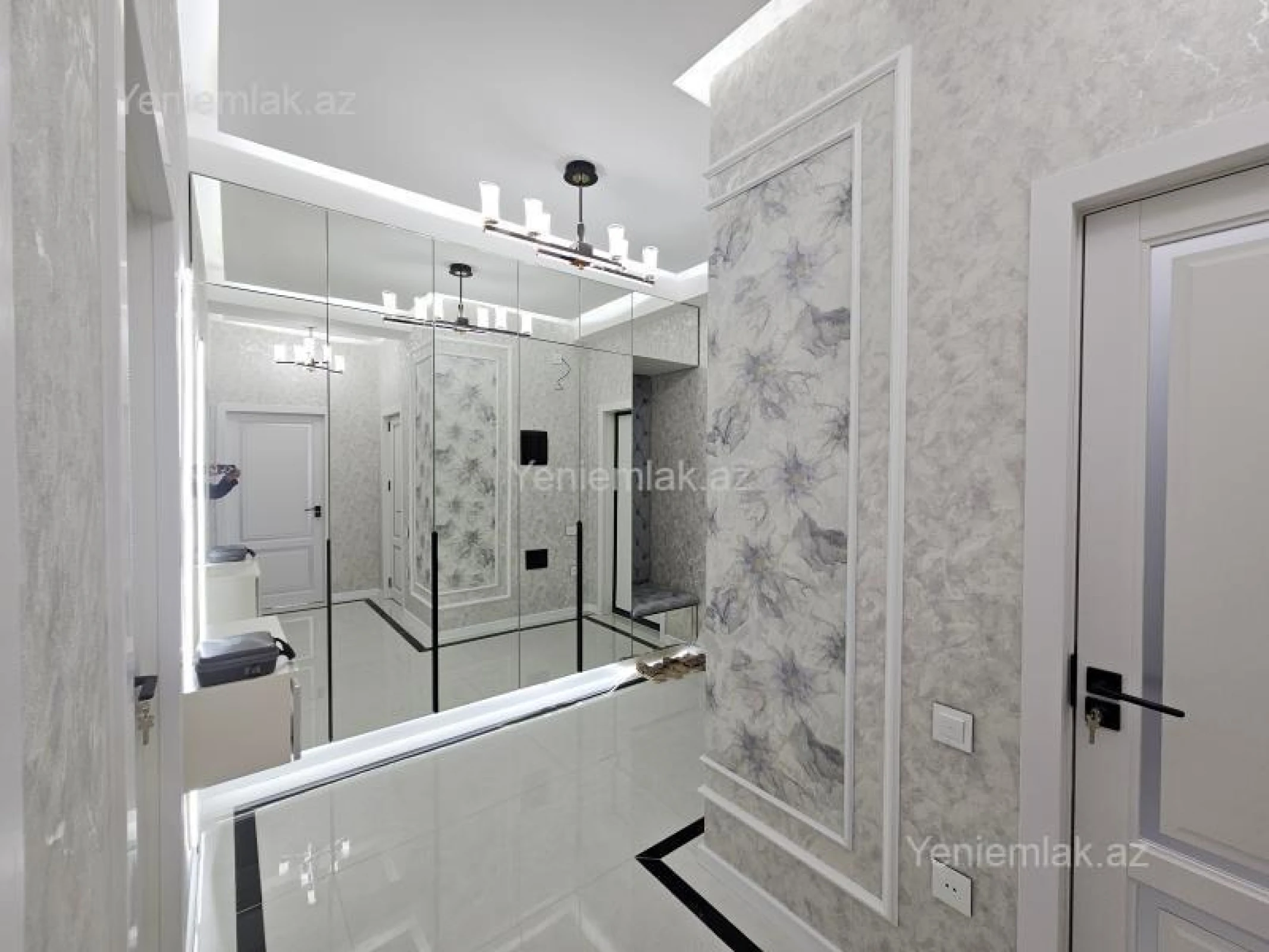 Satılır 3 otaqlı yeni tikili 87 m²