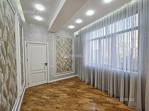 Satılır 3 otaqlı yeni tikili 87 m²