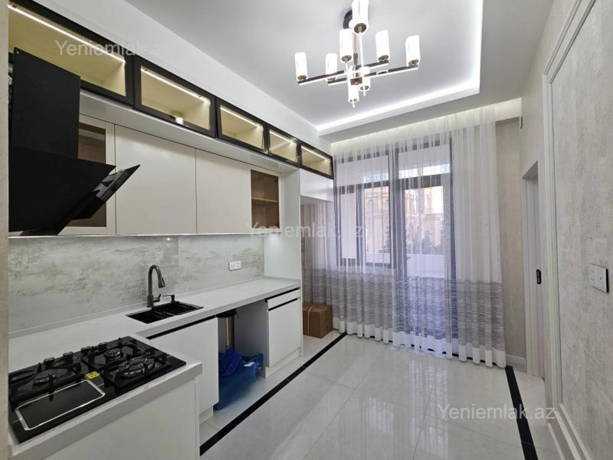 Satılır 3 otaqlı yeni tikili 87 m²