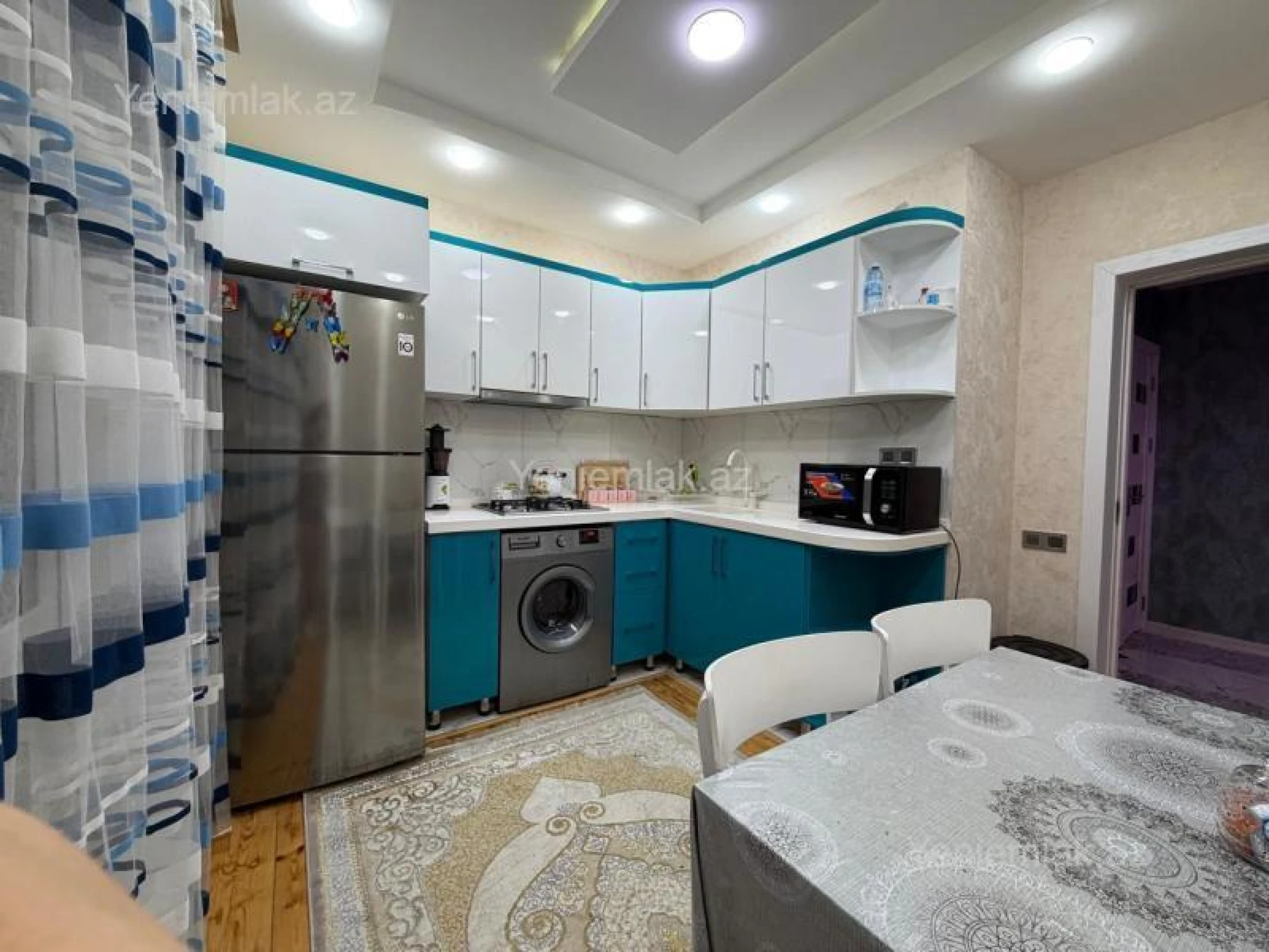 Satılır 3 otaqlı köhnə tikili 80 m²