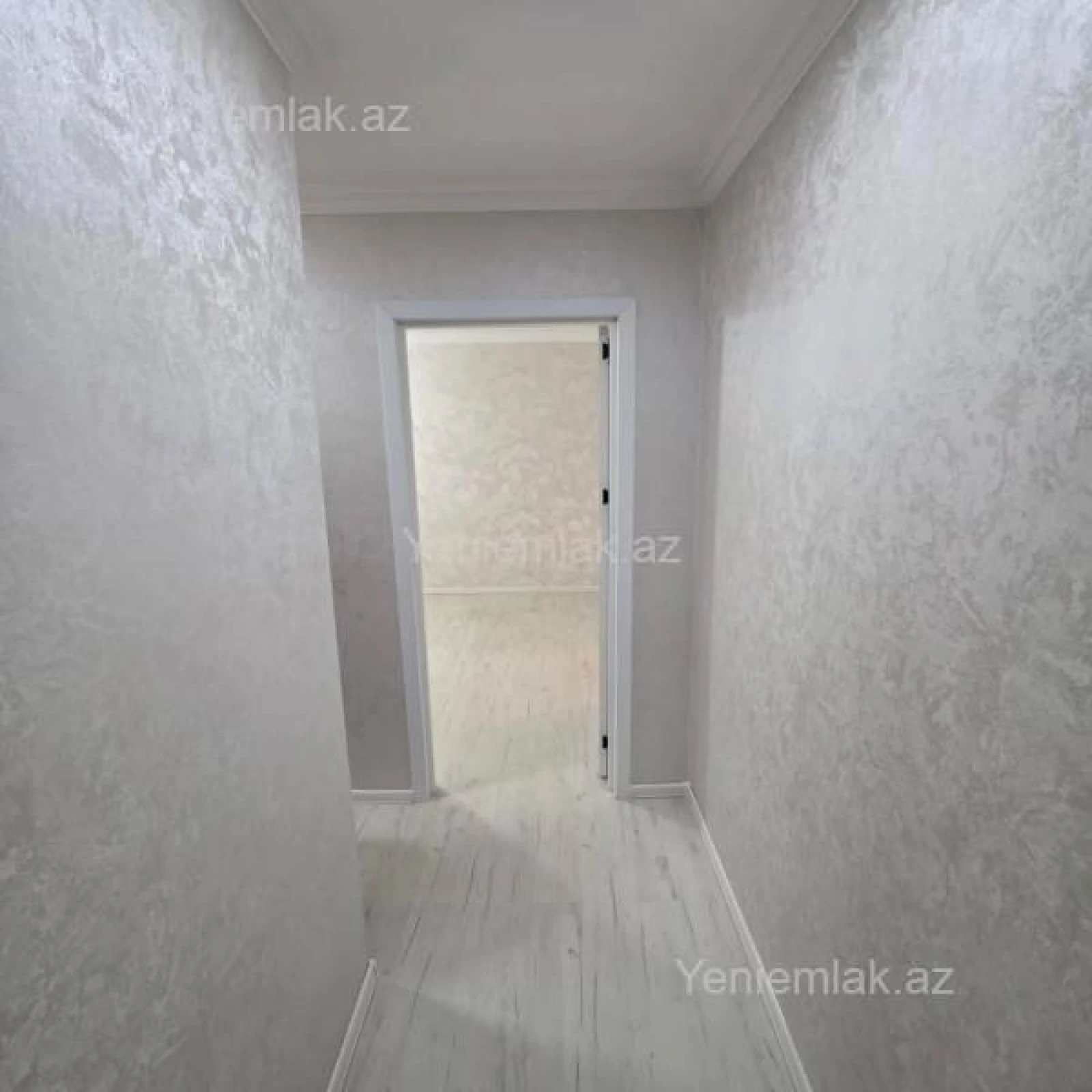 Satılır 2 otaqlı köhnə tikili 50 m²