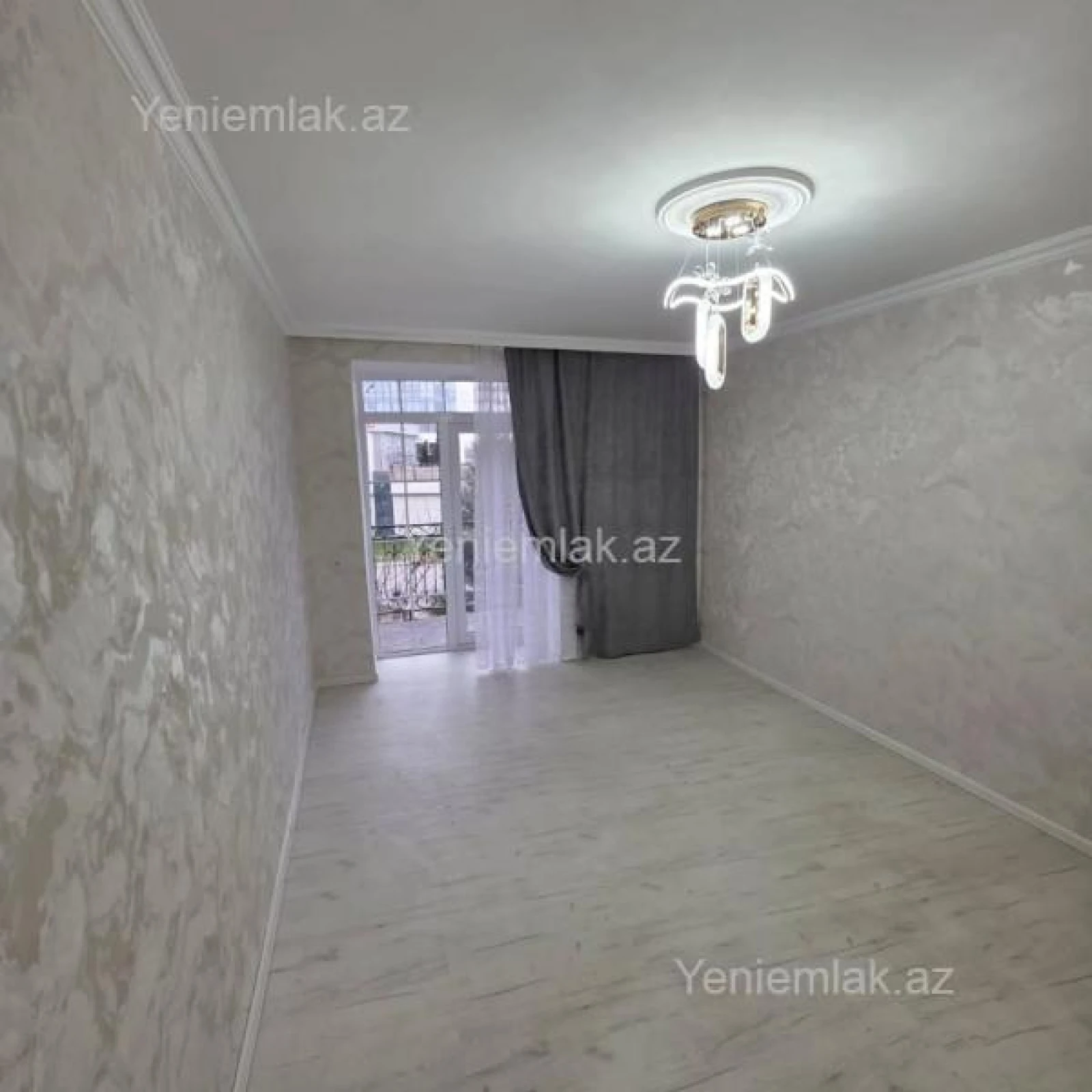 Satılır 2 otaqlı köhnə tikili 50 m²