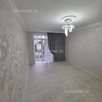 Satılır 2 otaqlı köhnə tikili 50 m²