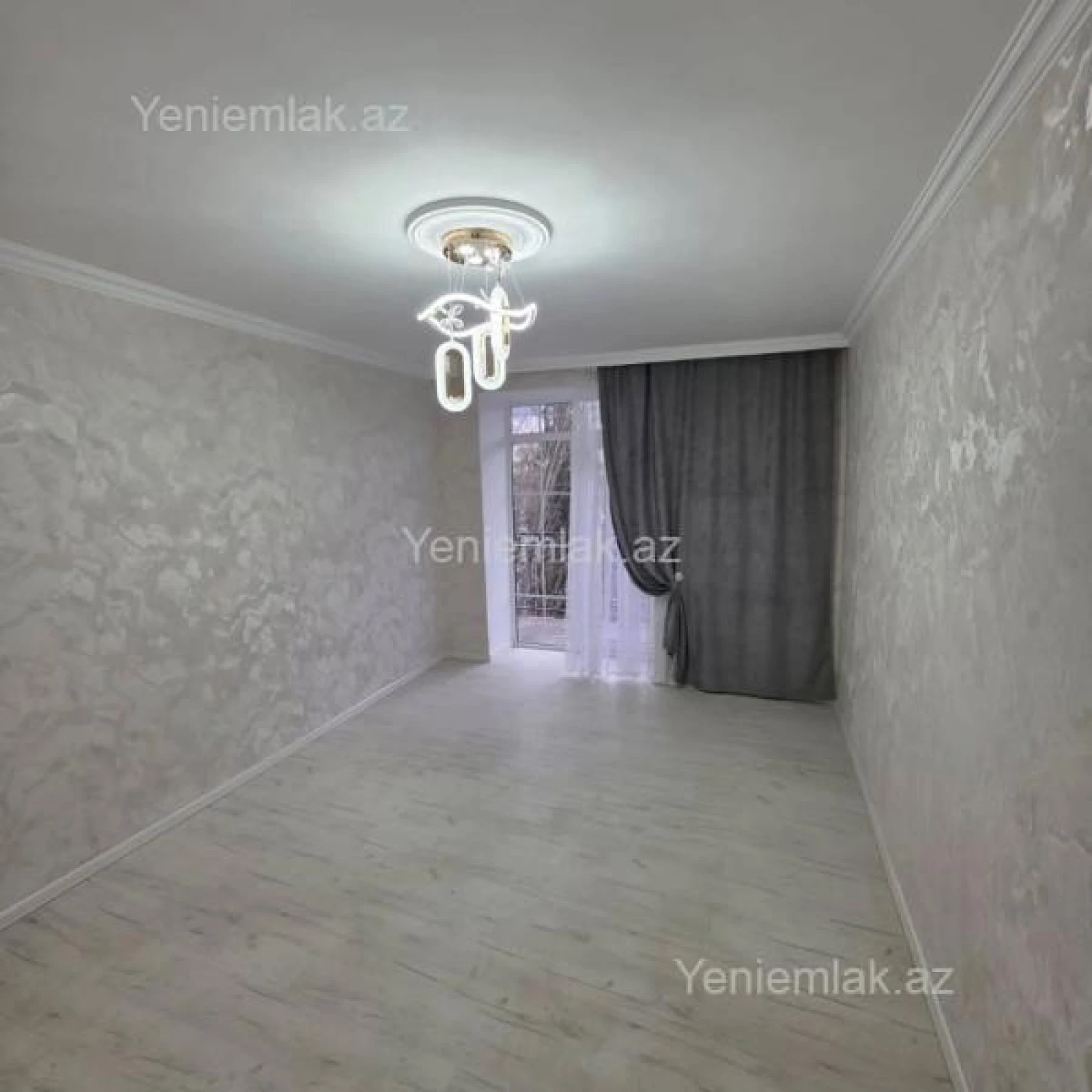 Satılır 2 otaqlı köhnə tikili 50 m²