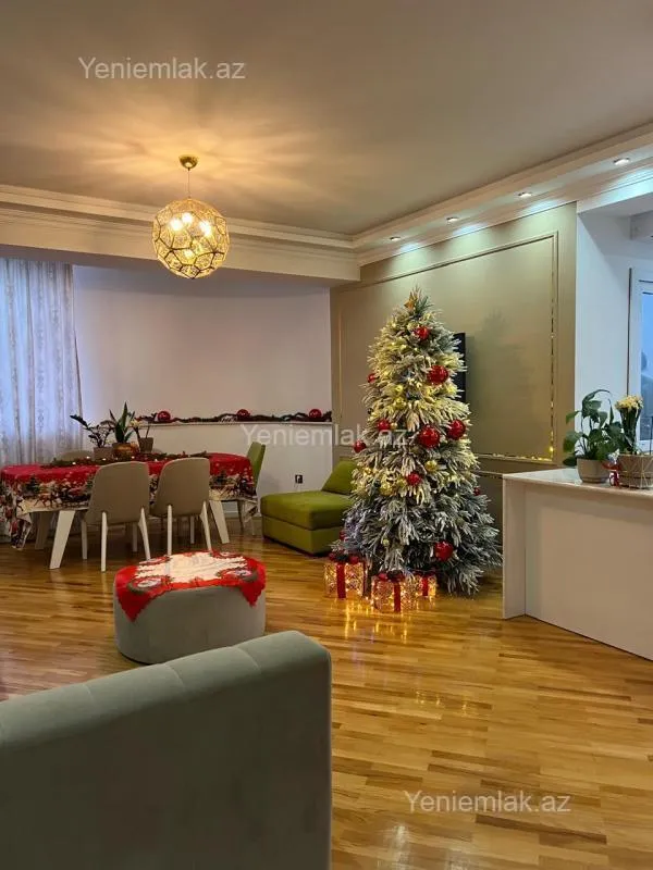 Satılır 3 otaqlı yeni tikili 100 m²