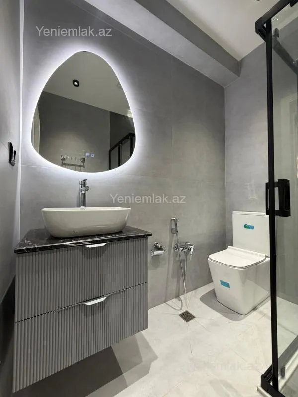 Satılır 2 otaqlı yeni tikili 84 m²