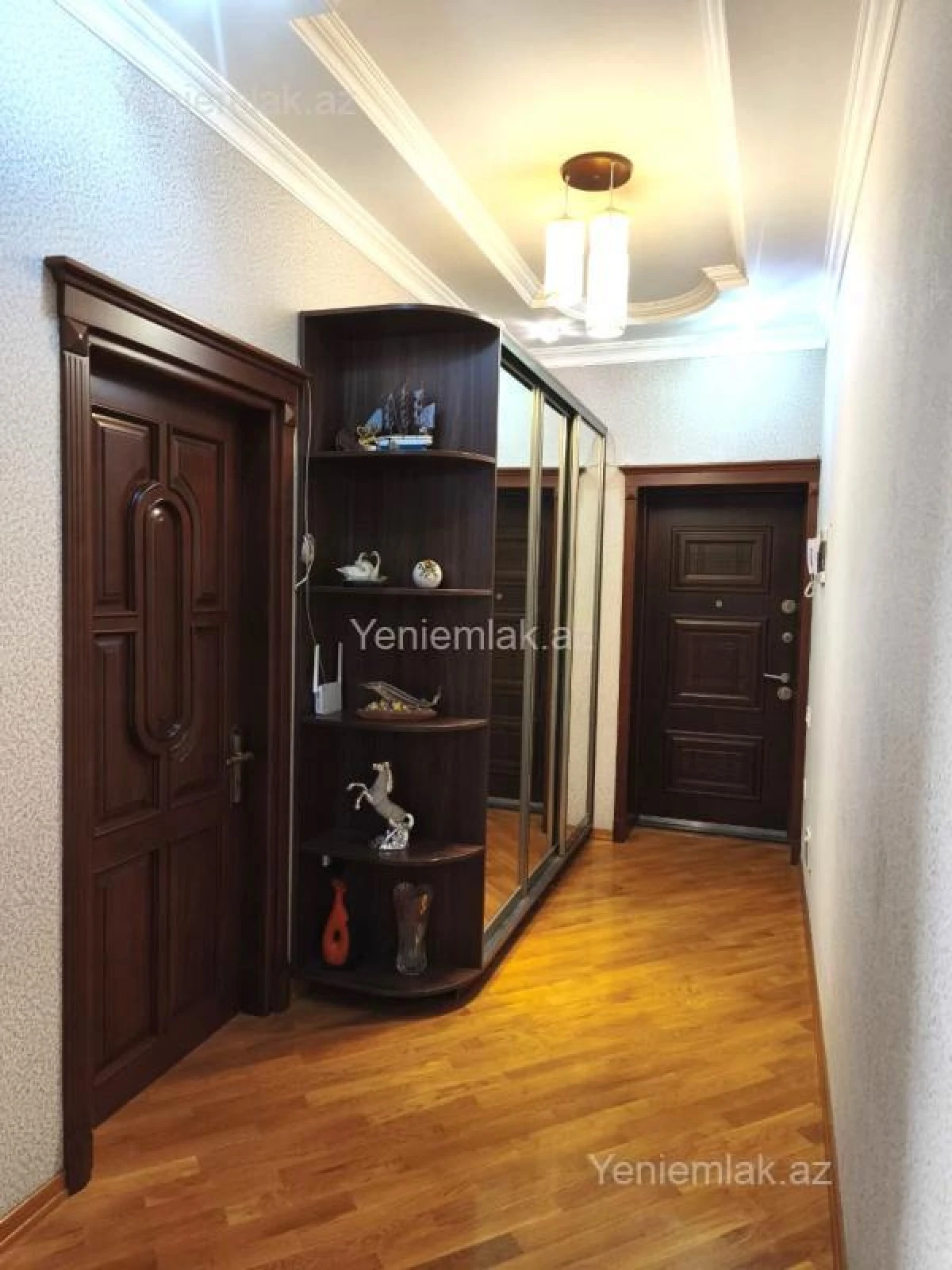 Satılır 3 otaqlı yeni tikili 108 m²