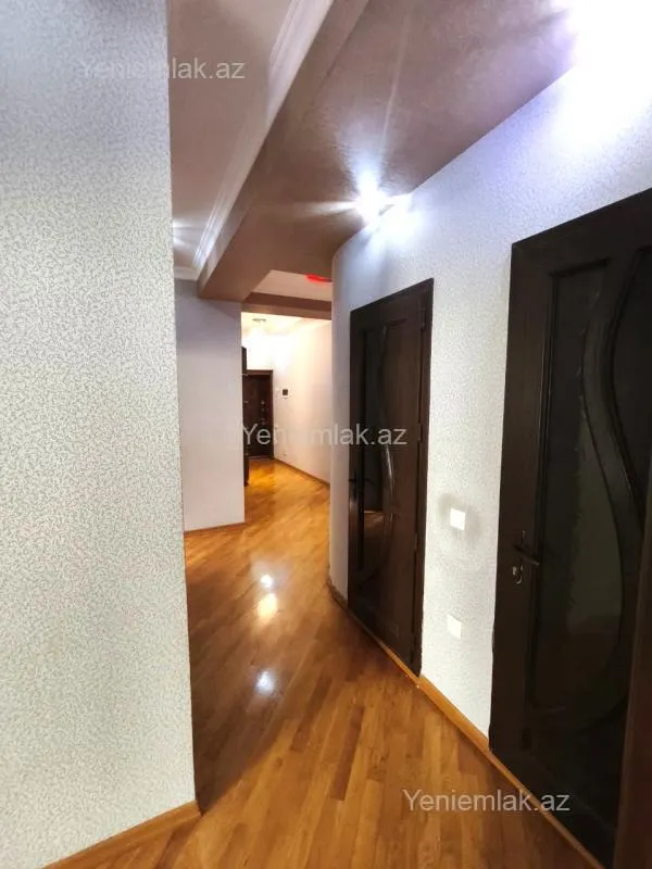 Satılır 3 otaqlı yeni tikili 108 m²