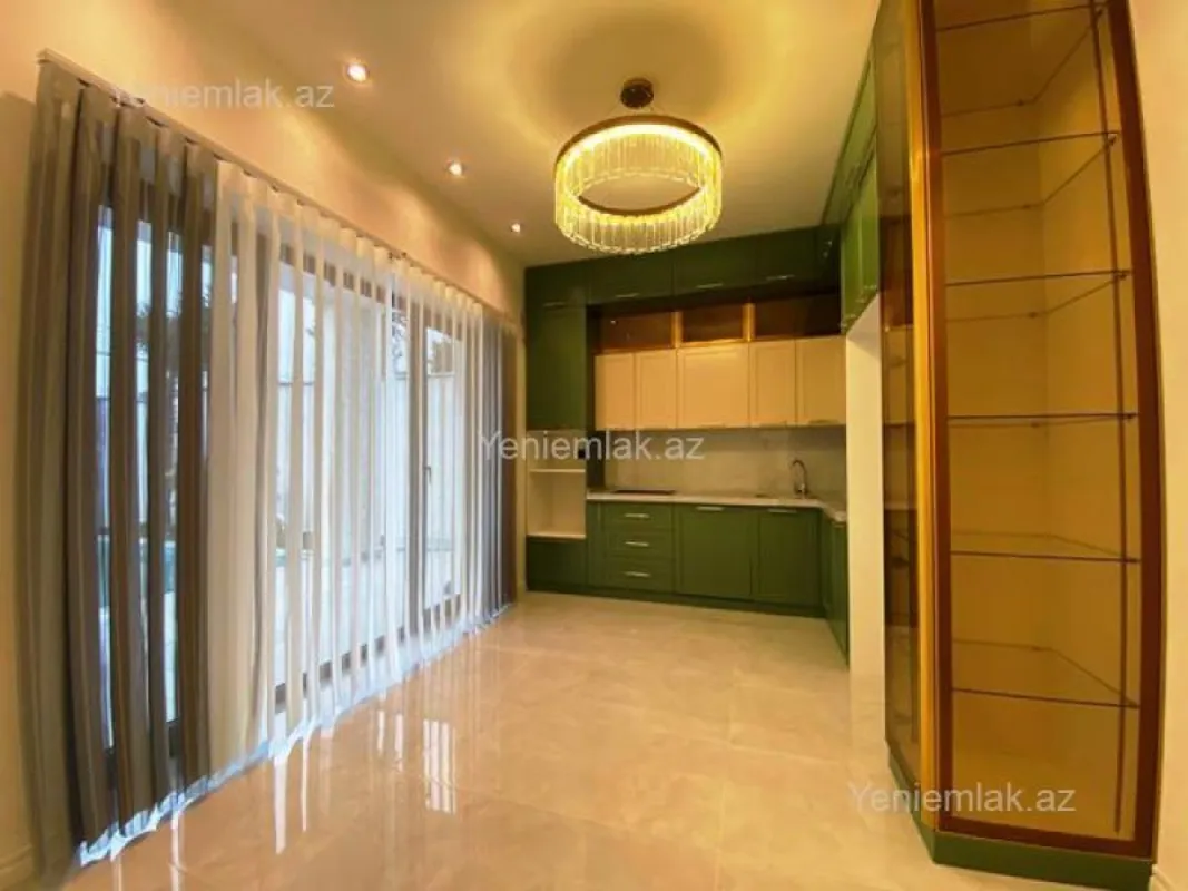 Satılır 4 otaqlı həyət evi 140 m²