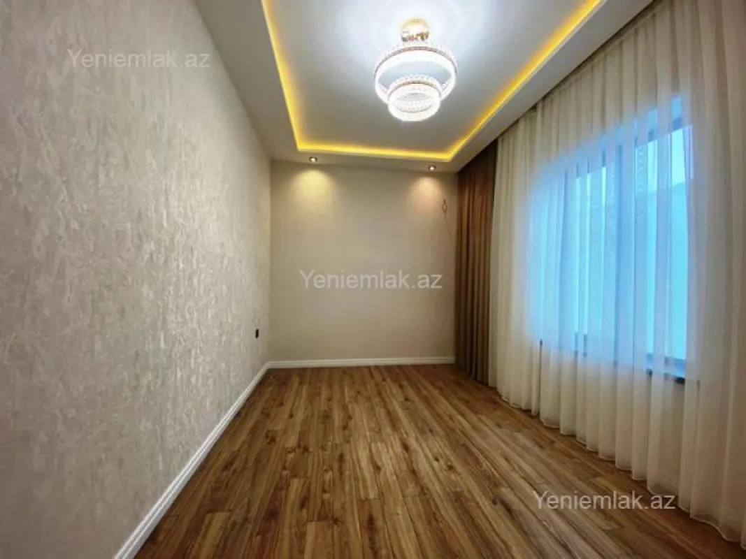 Satılır 4 otaqlı həyət evi 140 m²