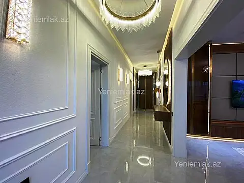Satılır 4 otaqlı həyət evi 140 m²