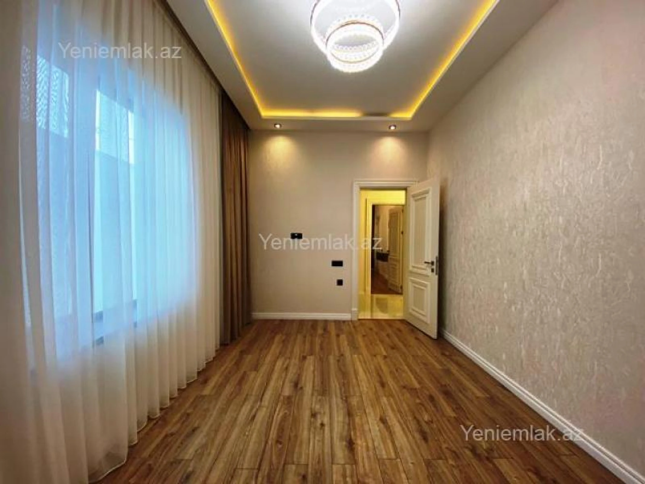 Satılır 4 otaqlı həyət evi 140 m²