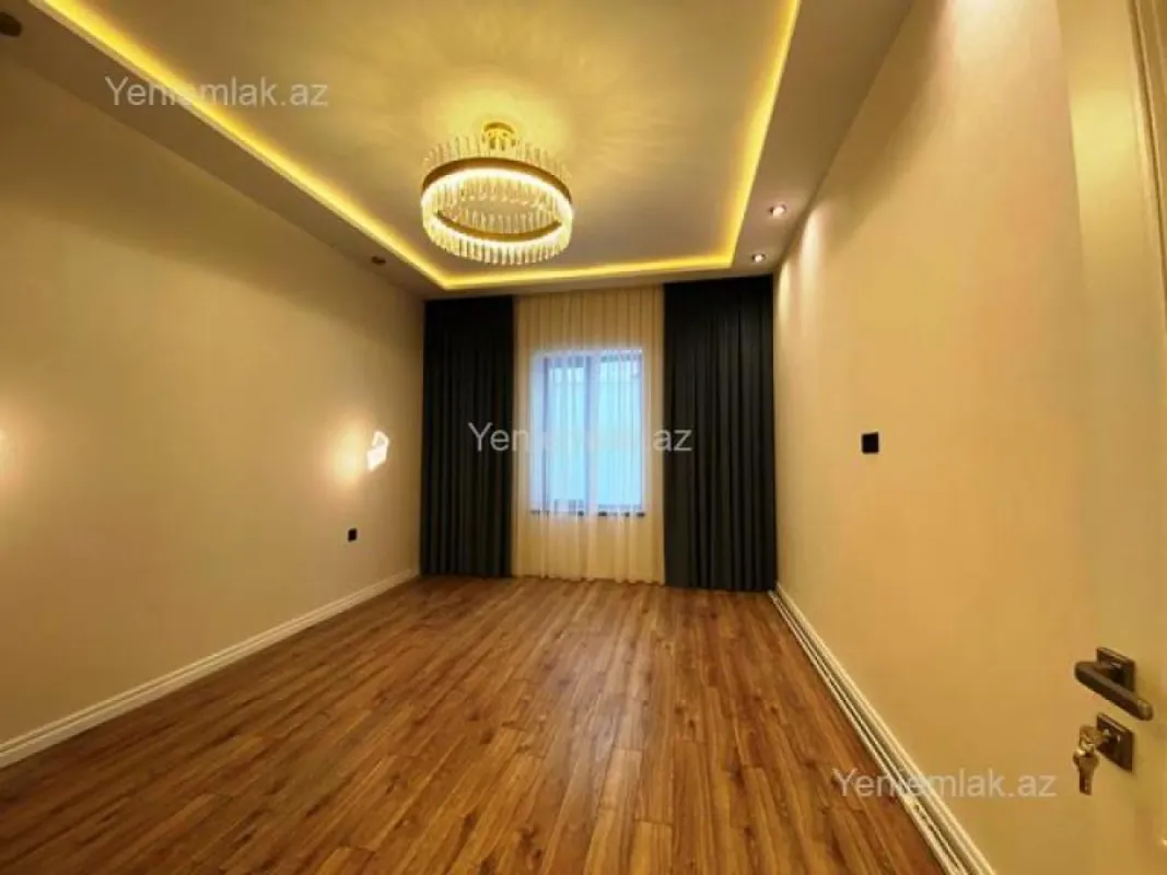 Satılır 4 otaqlı həyət evi 140 m²