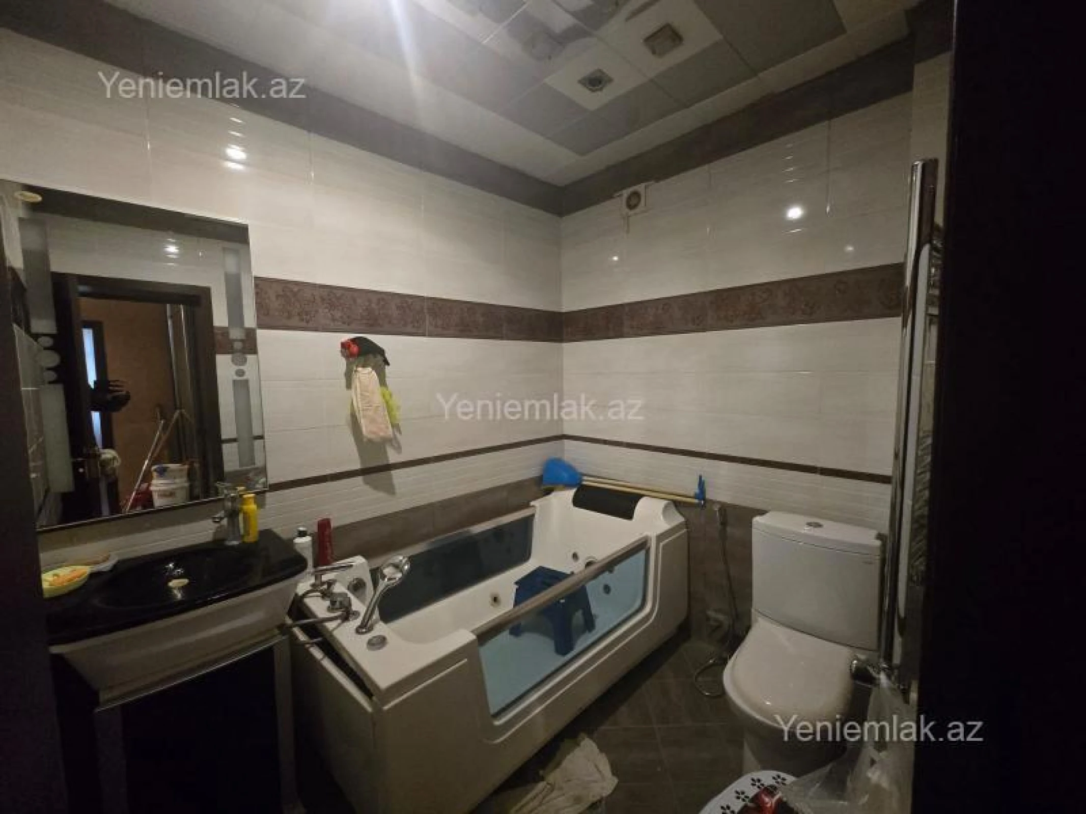 Satılır 4 otaqlı köhnə tikili 78 m²