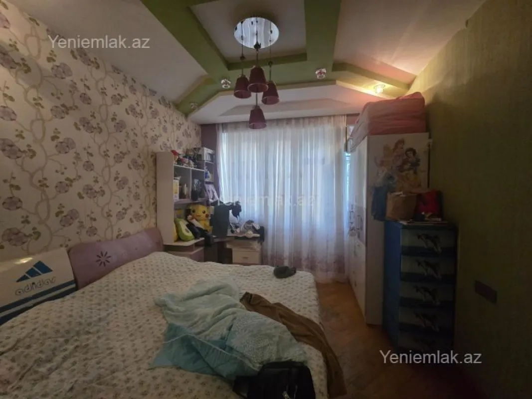 Satılır 4 otaqlı köhnə tikili 78 m²
