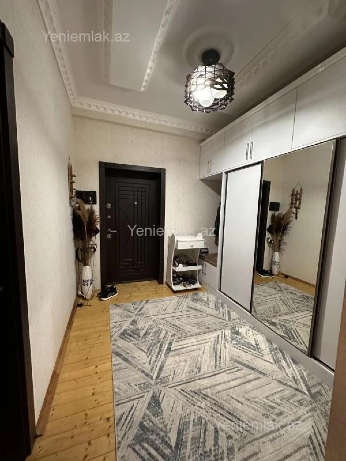 Satılır 3 otaqlı yeni tikili 97 m²