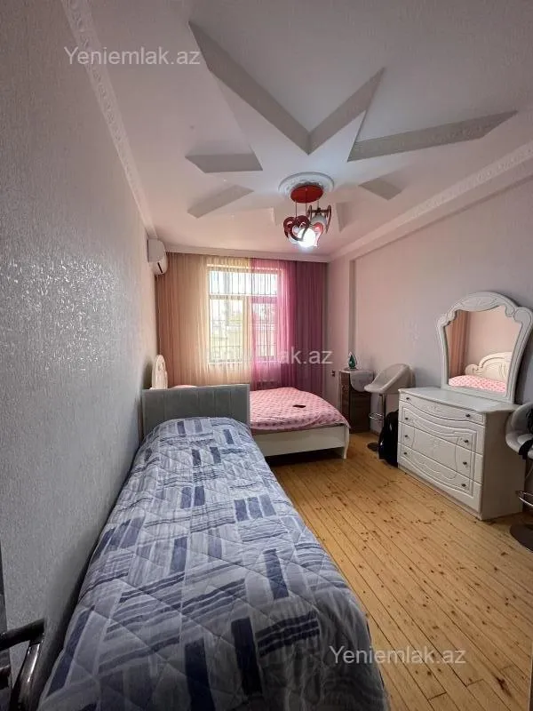 Satılır 3 otaqlı yeni tikili 97 m²