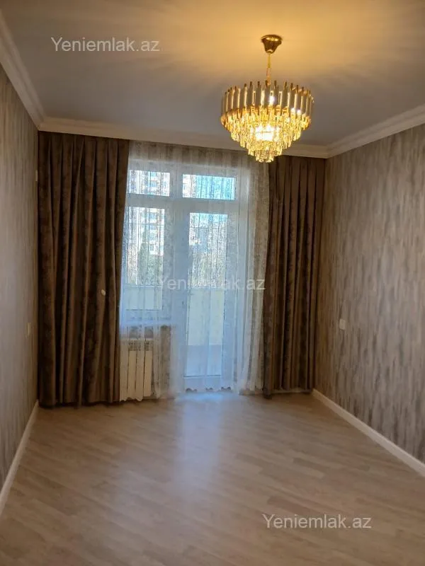 Satılır 5 otaqlı köhnə tikili 120 m²