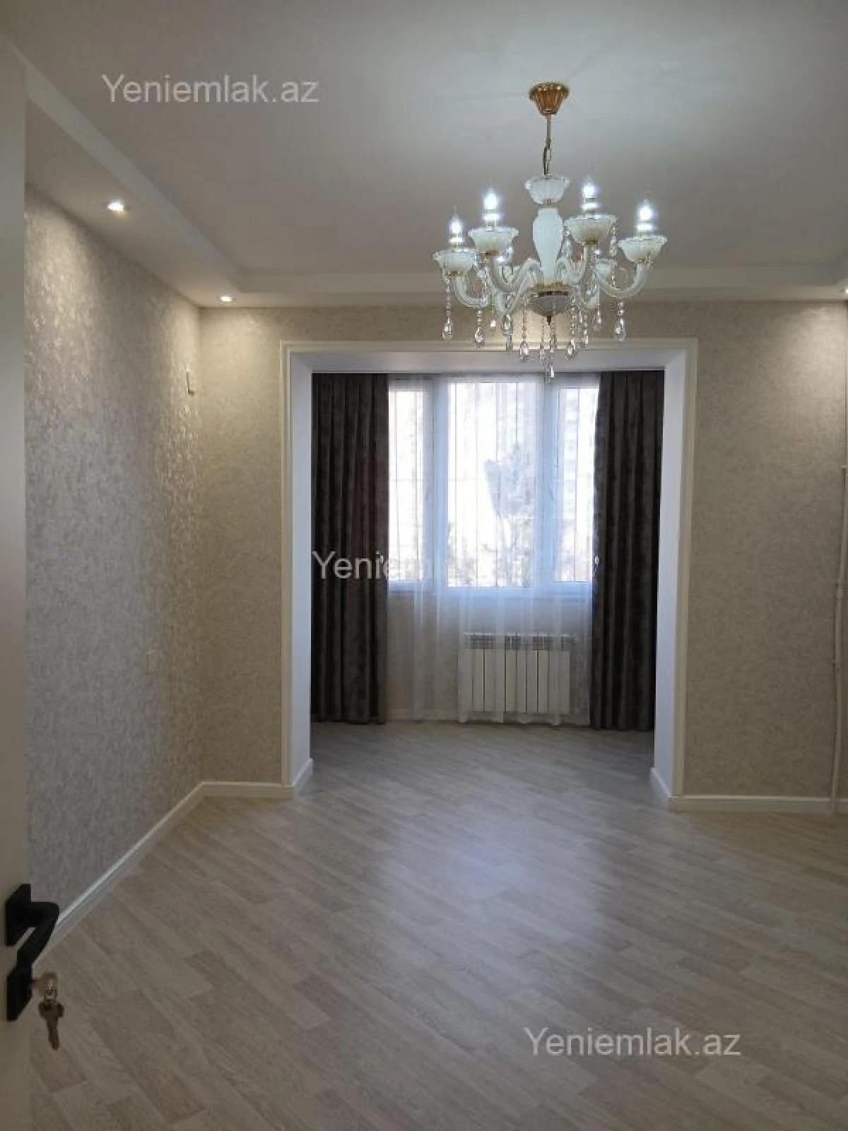 Satılır 5 otaqlı köhnə tikili 120 m²