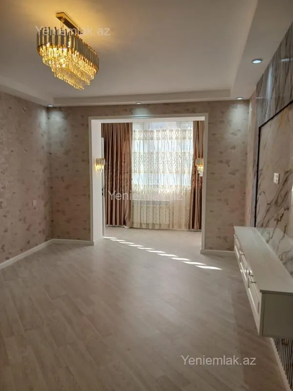 Satılır 5 otaqlı köhnə tikili 120 m²