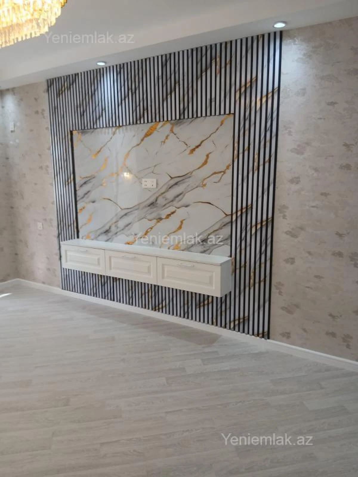 Satılır 5 otaqlı köhnə tikili 120 m²