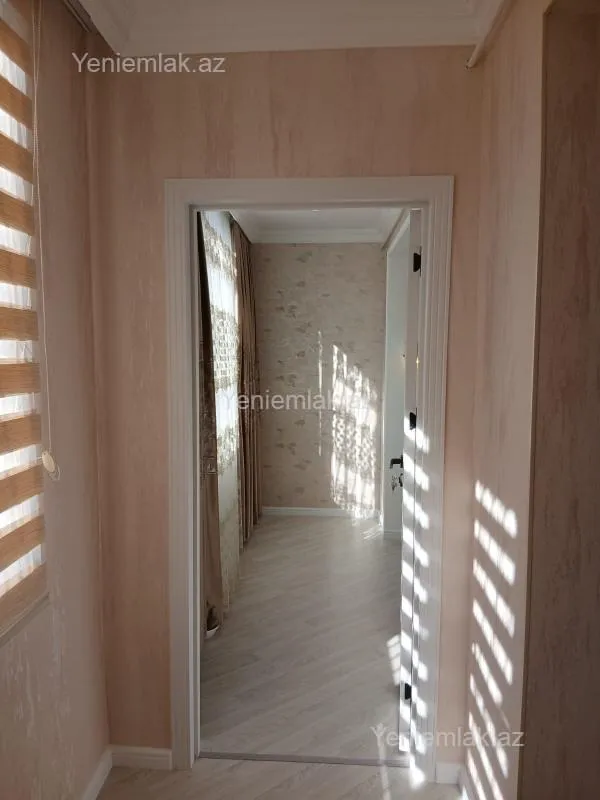 Satılır 5 otaqlı köhnə tikili 120 m²