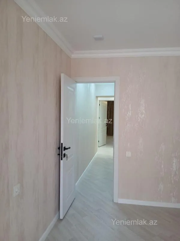 Satılır 5 otaqlı köhnə tikili 120 m²