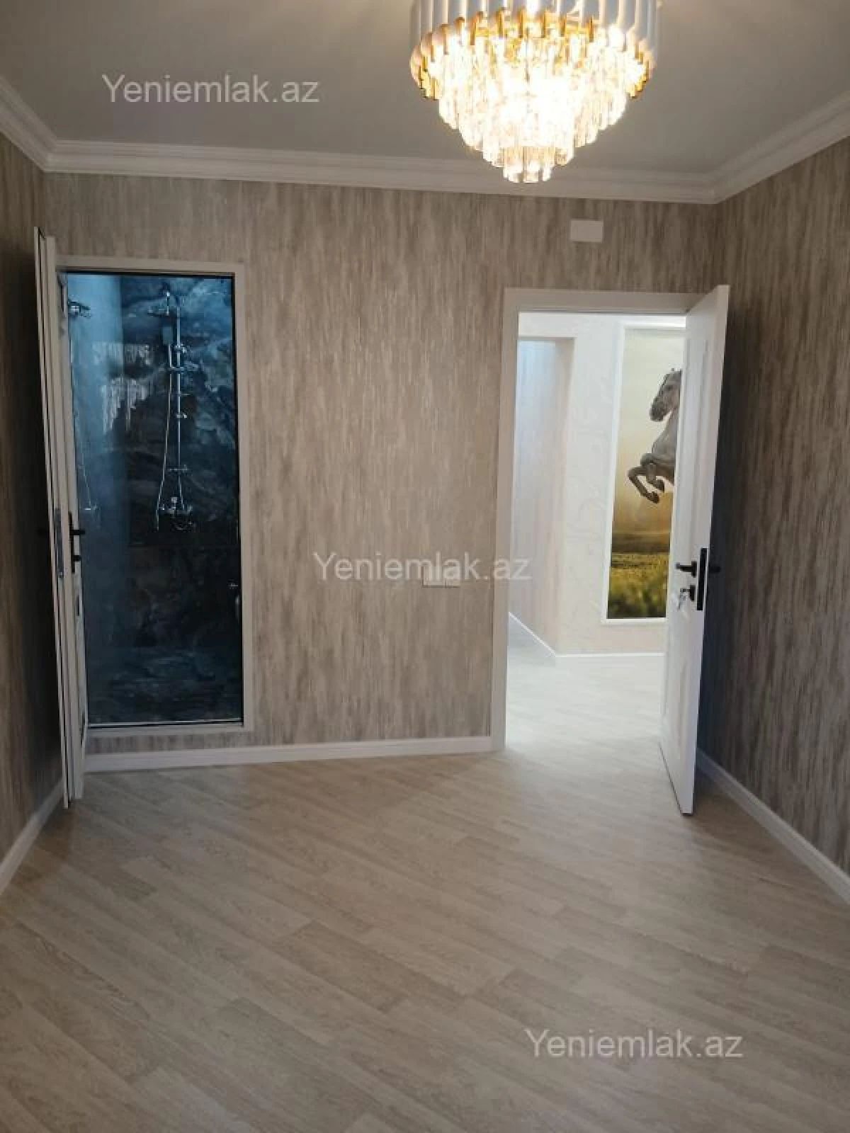 Satılır 5 otaqlı köhnə tikili 120 m²