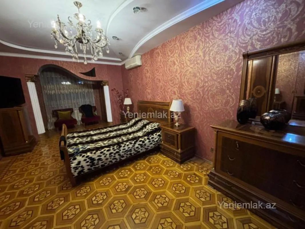 Satılır 5 otaqlı köhnə tikili 110 m²