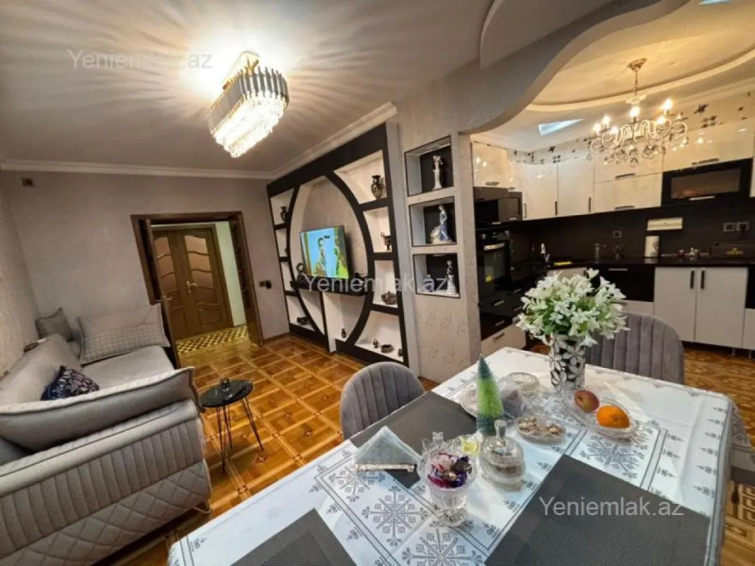 Satılır 5 otaqlı köhnə tikili 110 m²