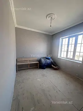 Satılır 4 otaqlı həyət evi 130 m²