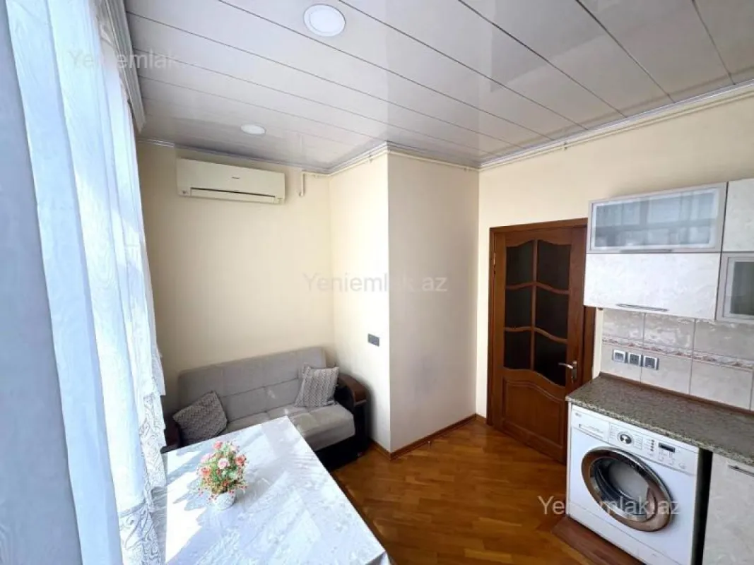 Satılır 2 otaqlı yeni tikili 70 m²