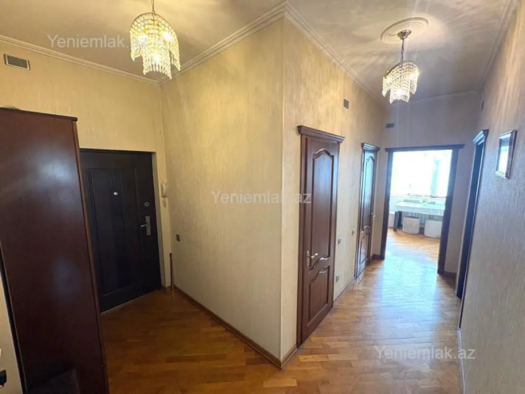 Satılır 2 otaqlı yeni tikili 70 m²