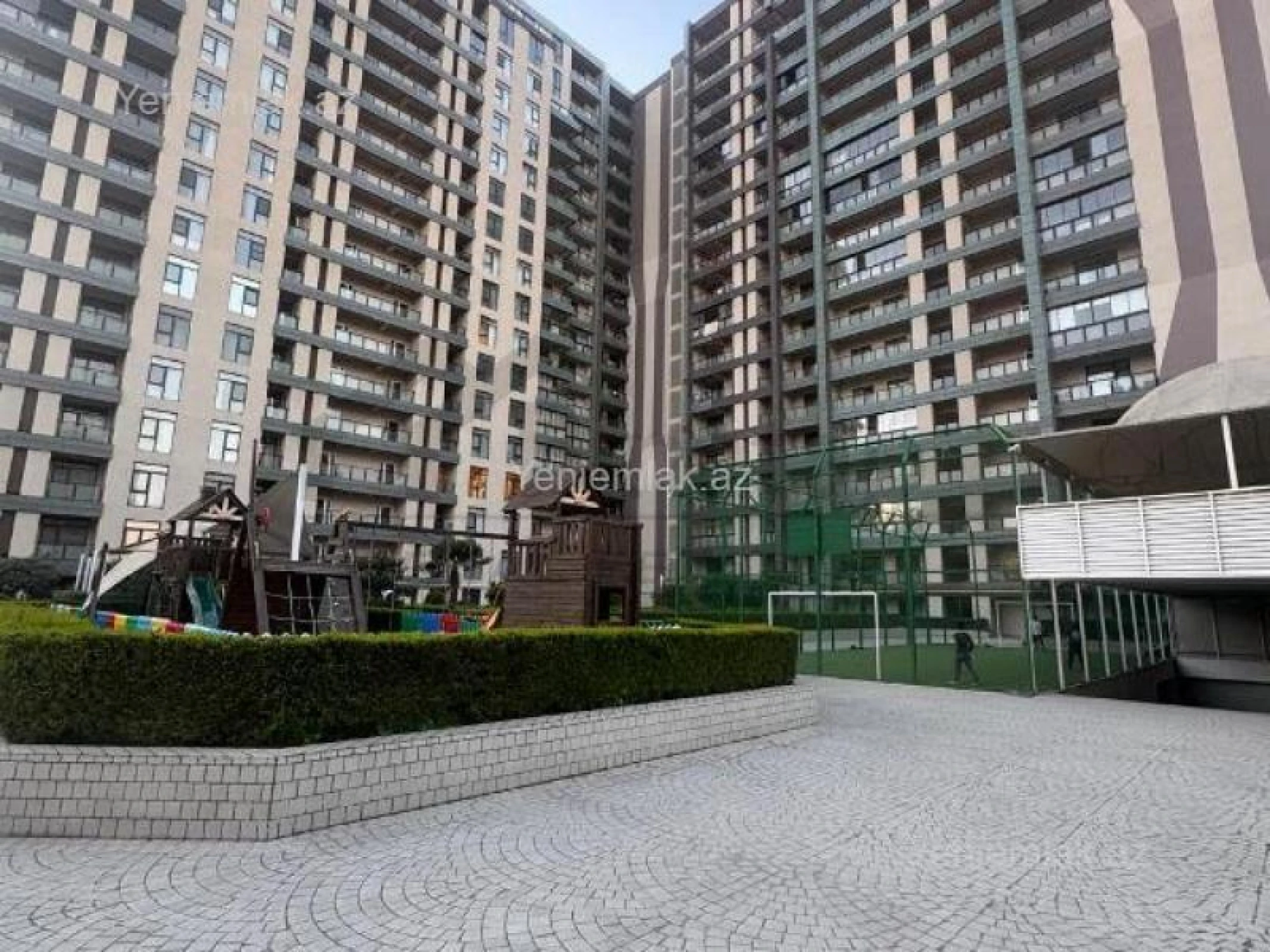 Satılır 3 otaqlı yeni tikili 190 m²