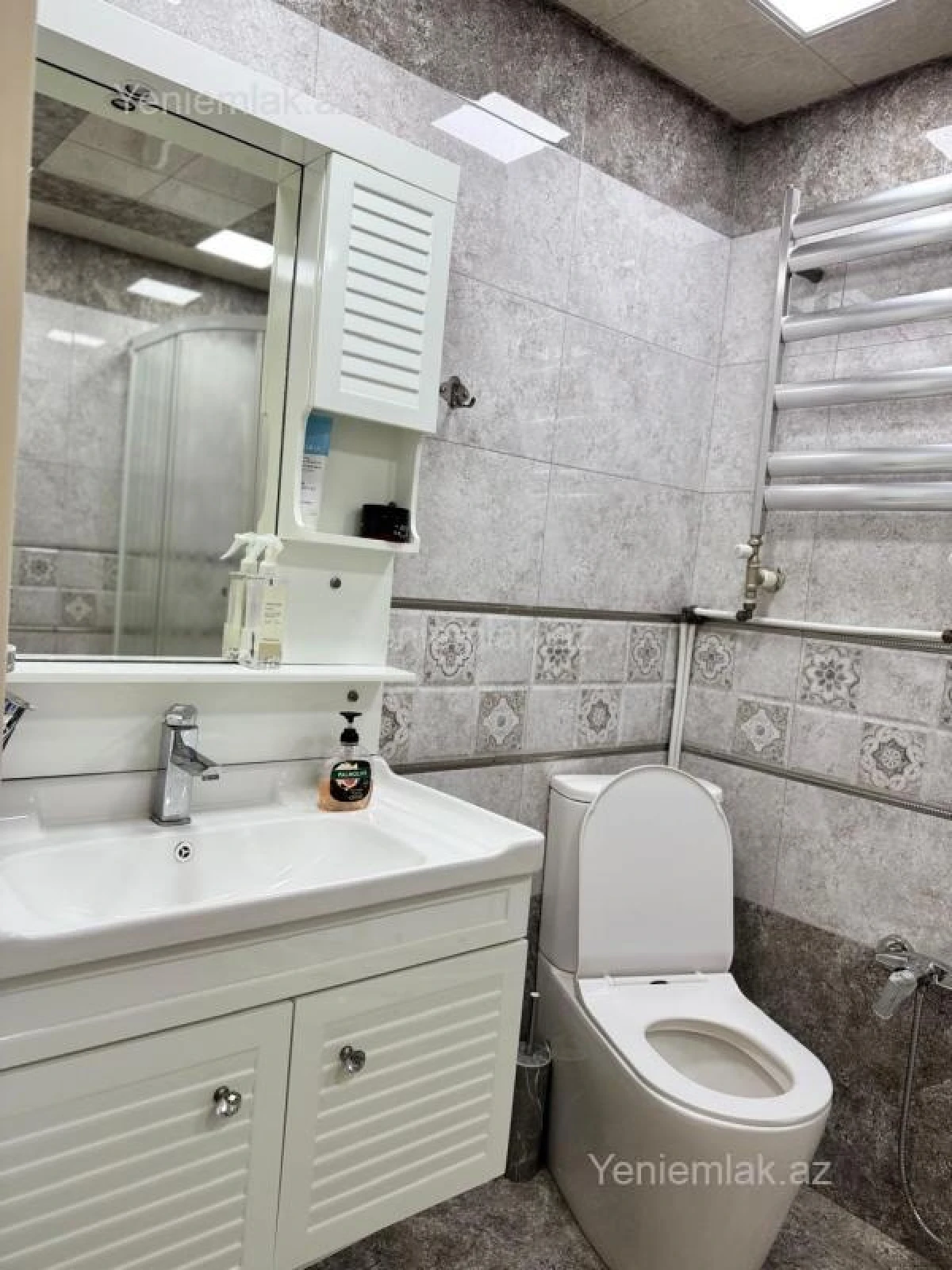 Satılır 3 otaqlı yeni tikili 114 m²