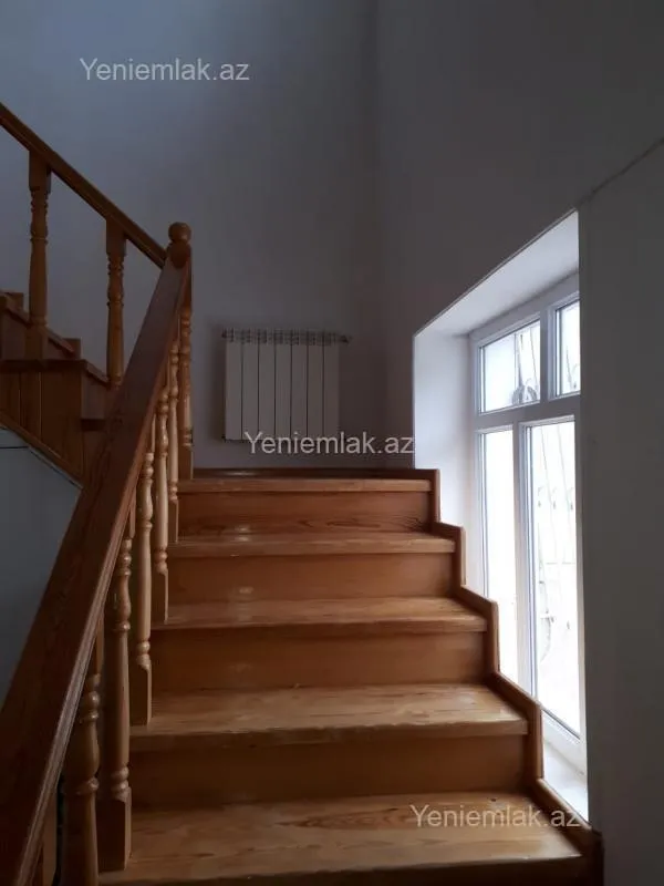 Satılır 4 otaqlı həyət evi 150 m²