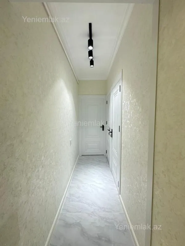 Satılır 3 otaqlı köhnə tikili 85 m²