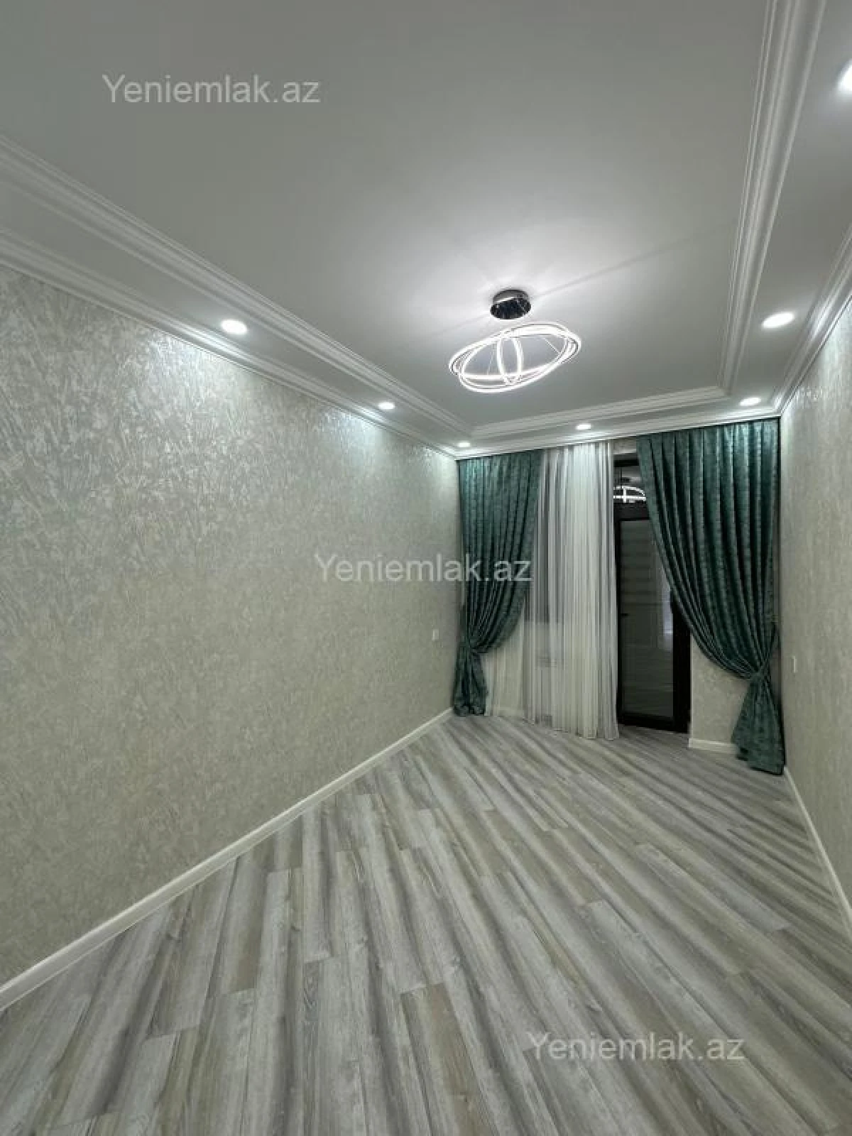 Satılır 3 otaqlı köhnə tikili 85 m²