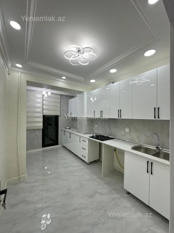 Satılır 3 otaqlı köhnə tikili 85 m²